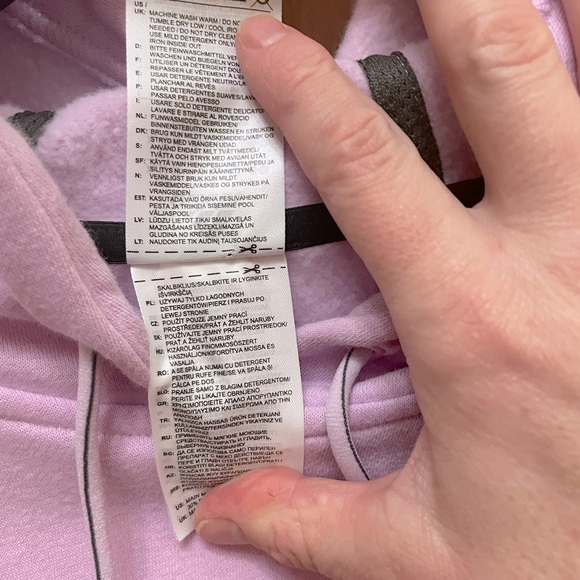 ⬇️ $25.00  ⬇️ Adidas light lilac Hoodie with white arm stripes - Picture 5 of 7